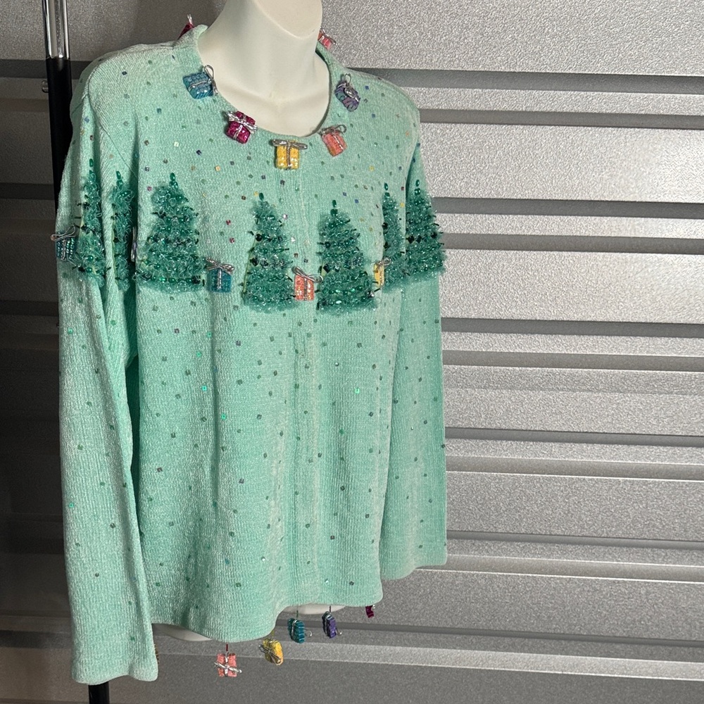 Design options- Festive Green Sweater with Holiday Accents/ Christmas, XL